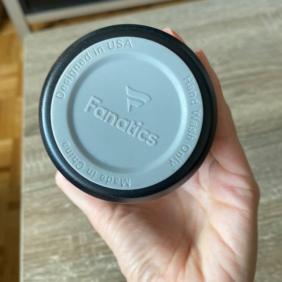 Fanatics Thermos MLB PRICE FIRM 💥 - Picture 6 of 9